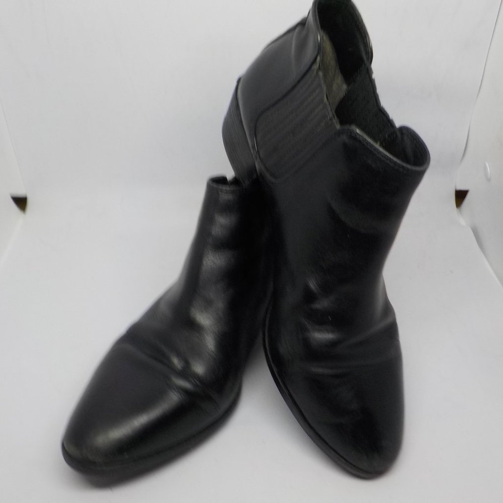 Michael Kors Shaw black leather ankle booties 7.5